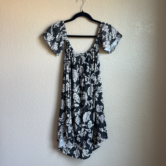 NWT off the shoulder Billabong dress - Picture 4 of 5